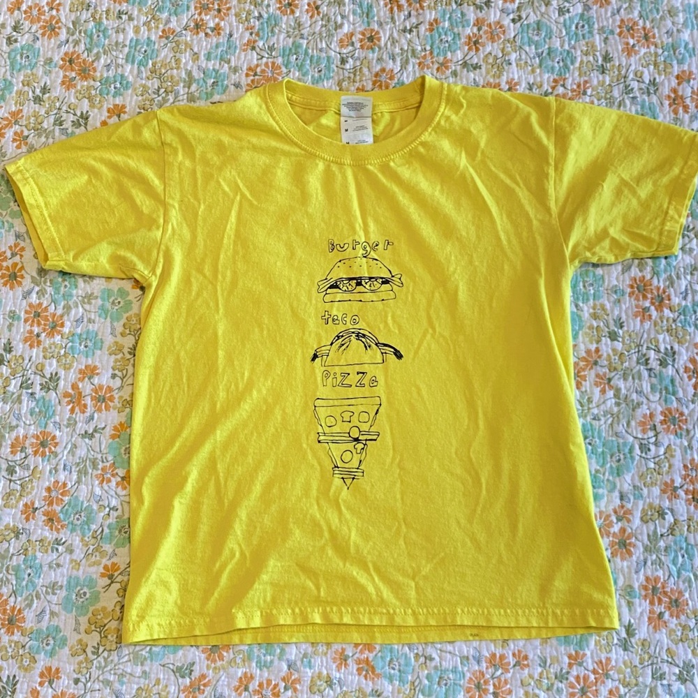 Yellow fitted graphic tee